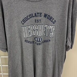 Officially Licensed Hershey's Chocolate World t-shirt size XXL. Short sleeve.